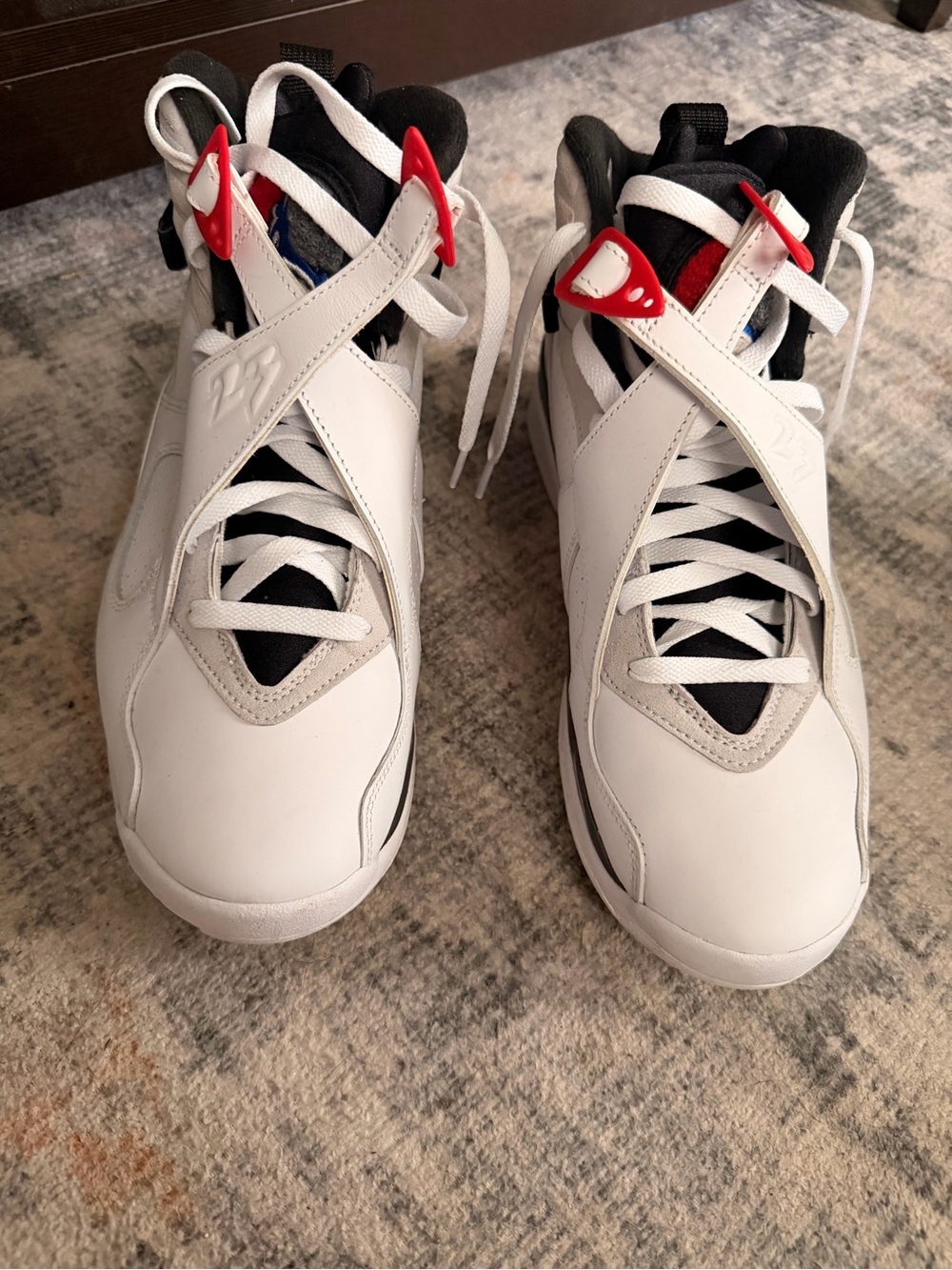 Jordan 8 Retro BUGGS BUNNY 2025
